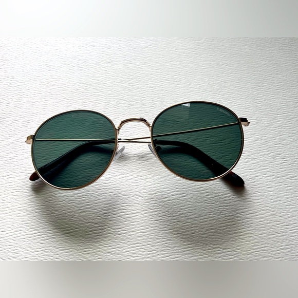 Super cute rounded Levi’s sunglasses - Picture 1 of 7